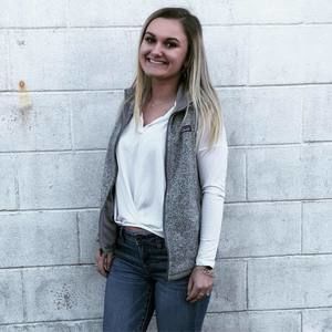 Meet your Posher, Jasmine